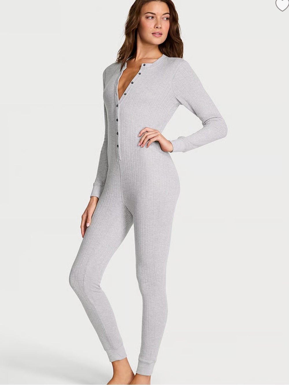 Victoria’s Secret Cozy Pointelle Long Sleeping Bodysuit Pajamas Grey Size Small